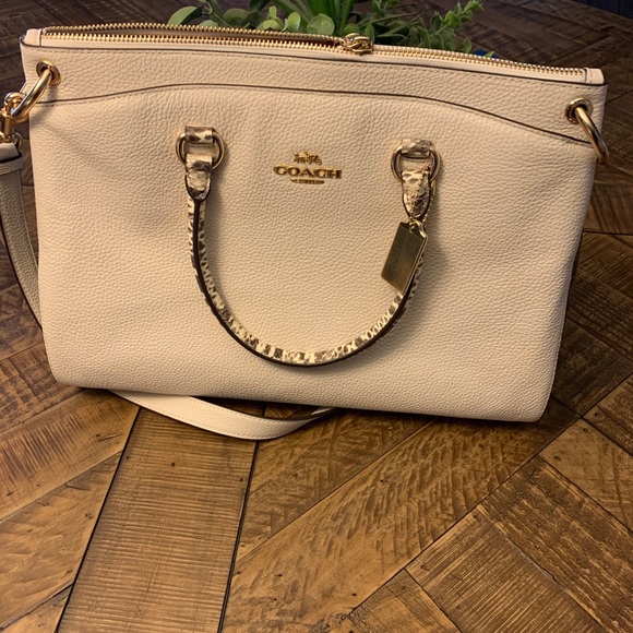 ❌SOLD❌Coach handbag - Picture 2 of 14
